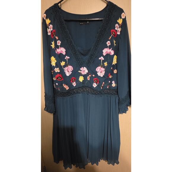 Asos Design Dress Curve Lace Insert Pleated Midi Dress Size 20 Embroidered Green - Picture 2 of 12